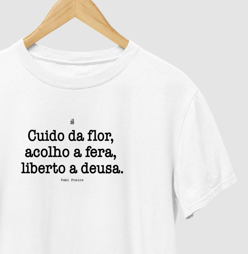 [Fabi Freire] Cuido da flor