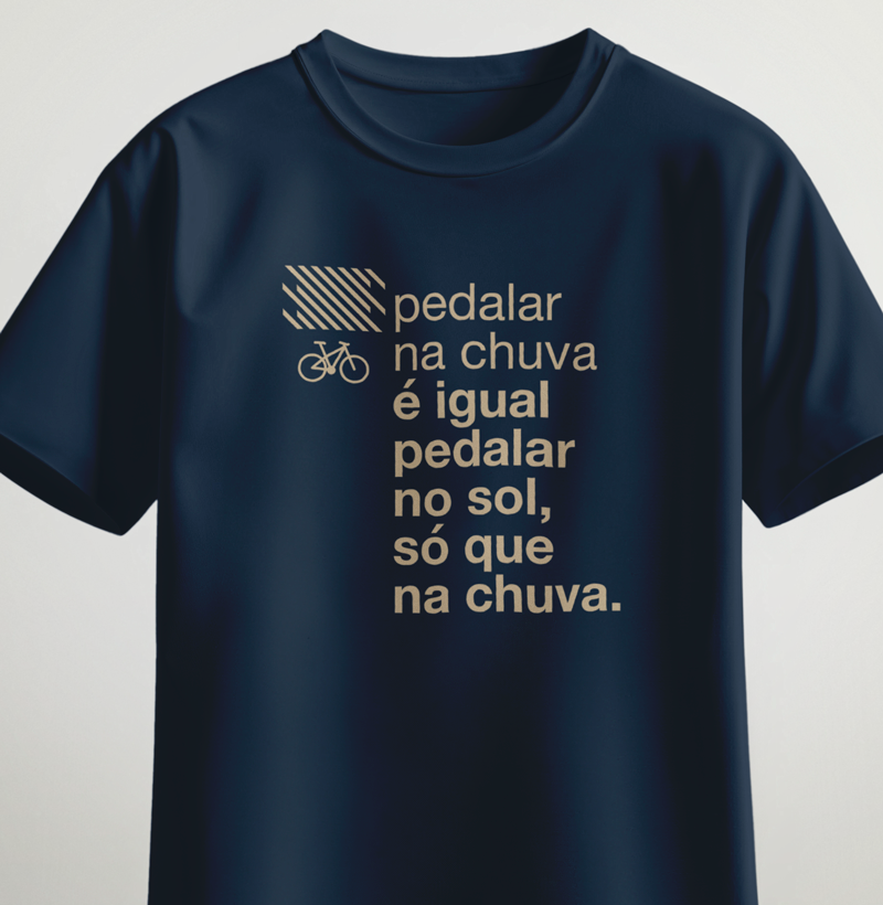 Pedalar na chuva é igual pedalar no sol, só que na chuva