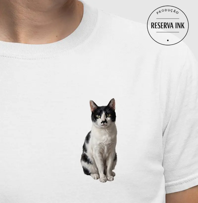 SRD - Gato Preto e Branco com Mancha