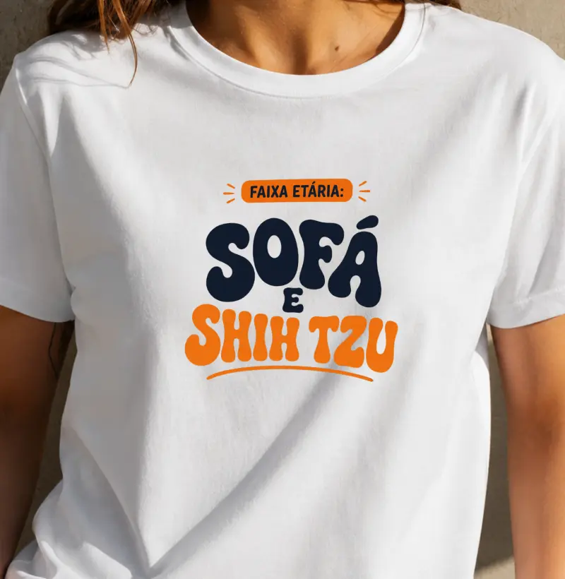 Faixa etaria: Sofá e Shih tzu