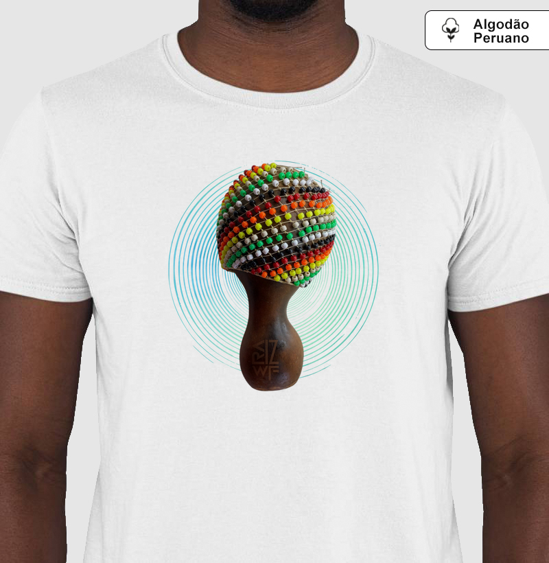 Lá vai ela, segurando o Xequeré