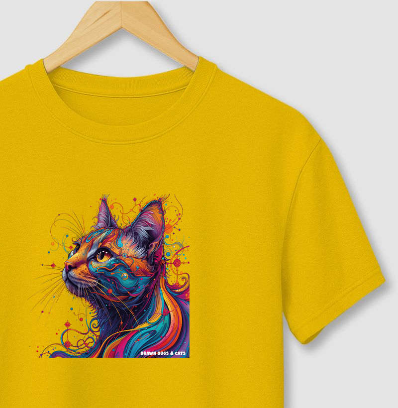 Gato colorido de lado