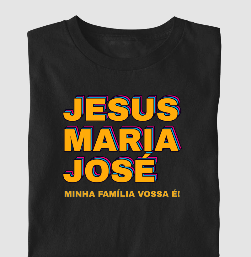 Jesus Maria e José escrito em amarelo