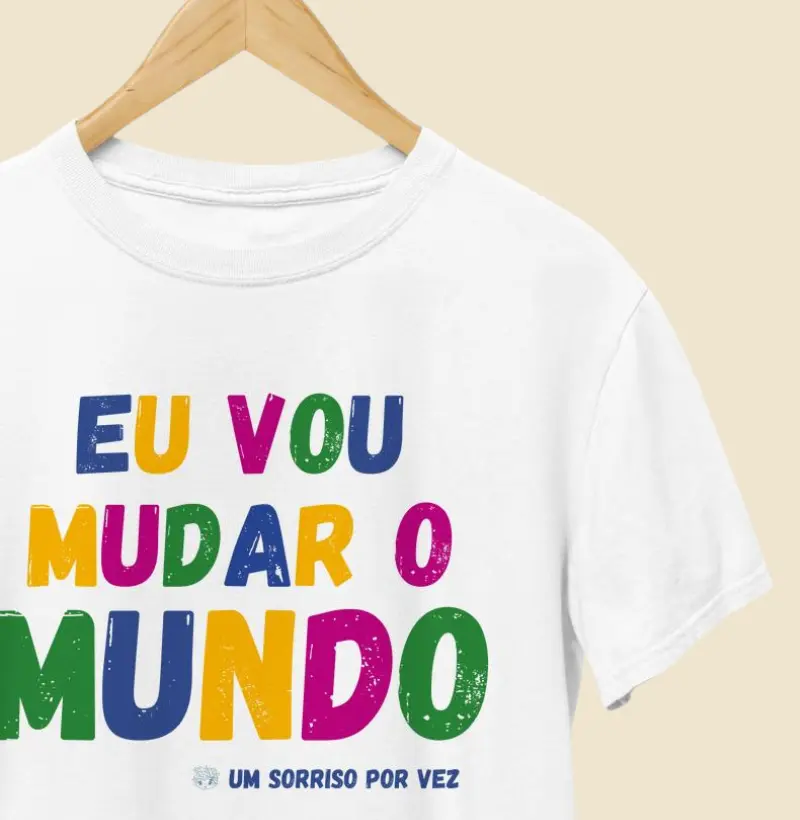 Camiseta Mudar o Mundo