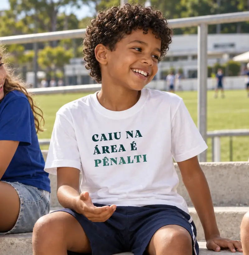 Caiu na área é Pênalti