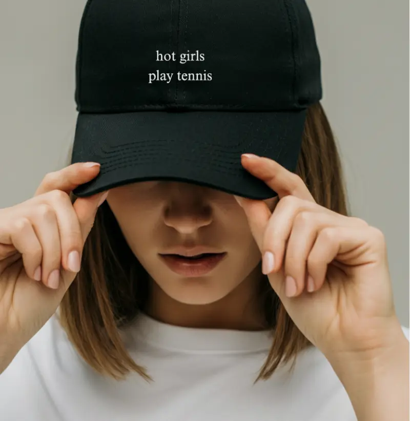 HOT GIRLS PLAY TENNIS