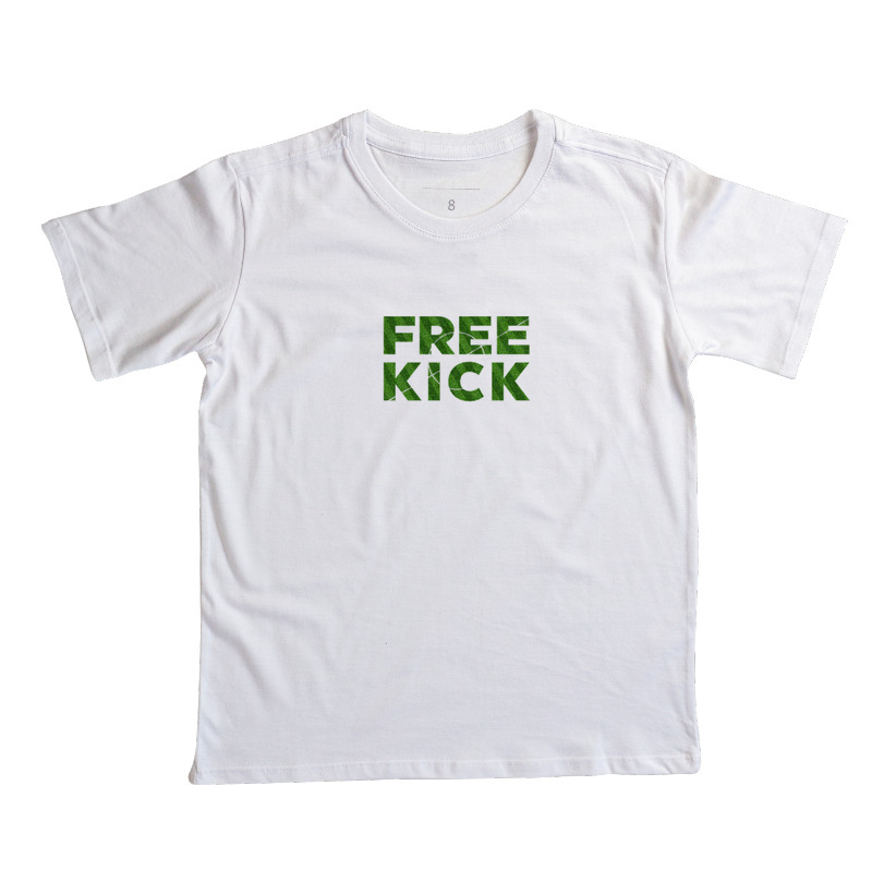CAMISETA INFANTIL FREE KICK CAMPO DE FUTEBOL