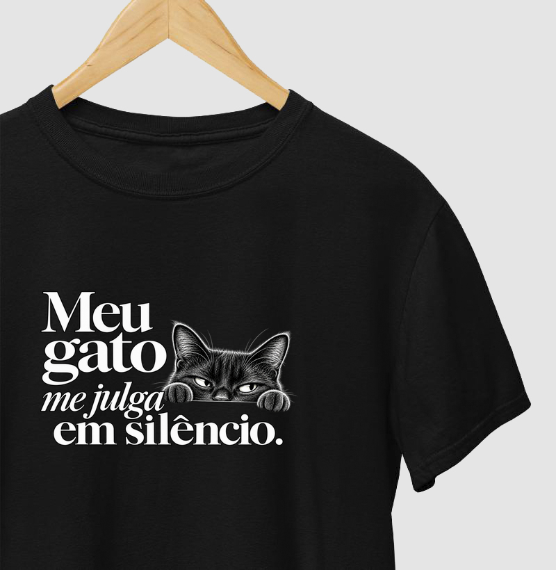 Meu gato me julga...