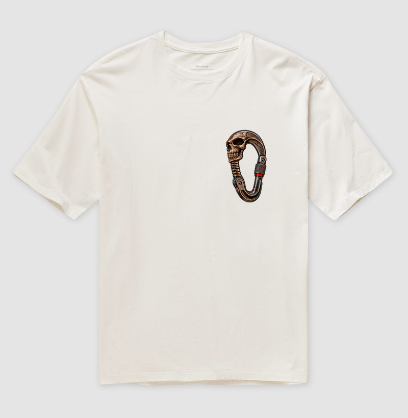 Skull Carabiner, Mosquetão no Peito - Camiseta Oversized