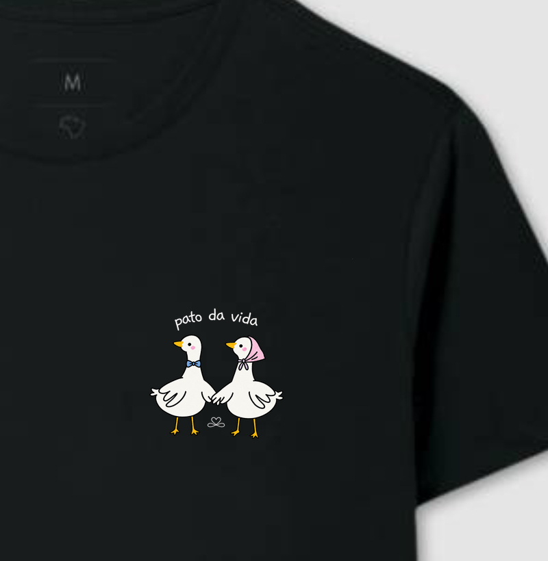 Pato da Vida - Ela & Ele - Camiseta