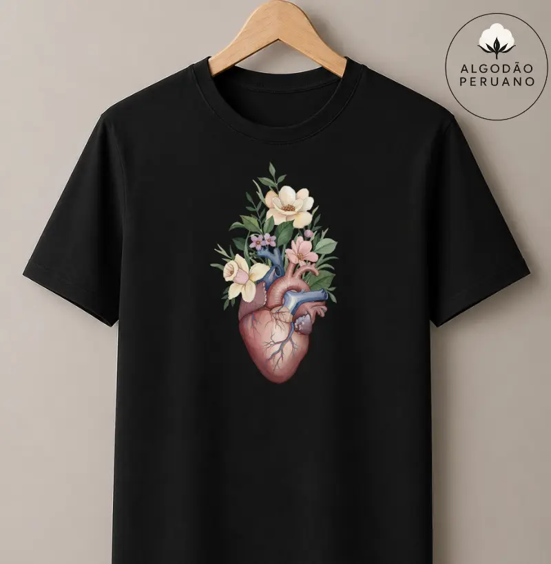 Camiseta Algodão Peruano - Coração Florescendo 