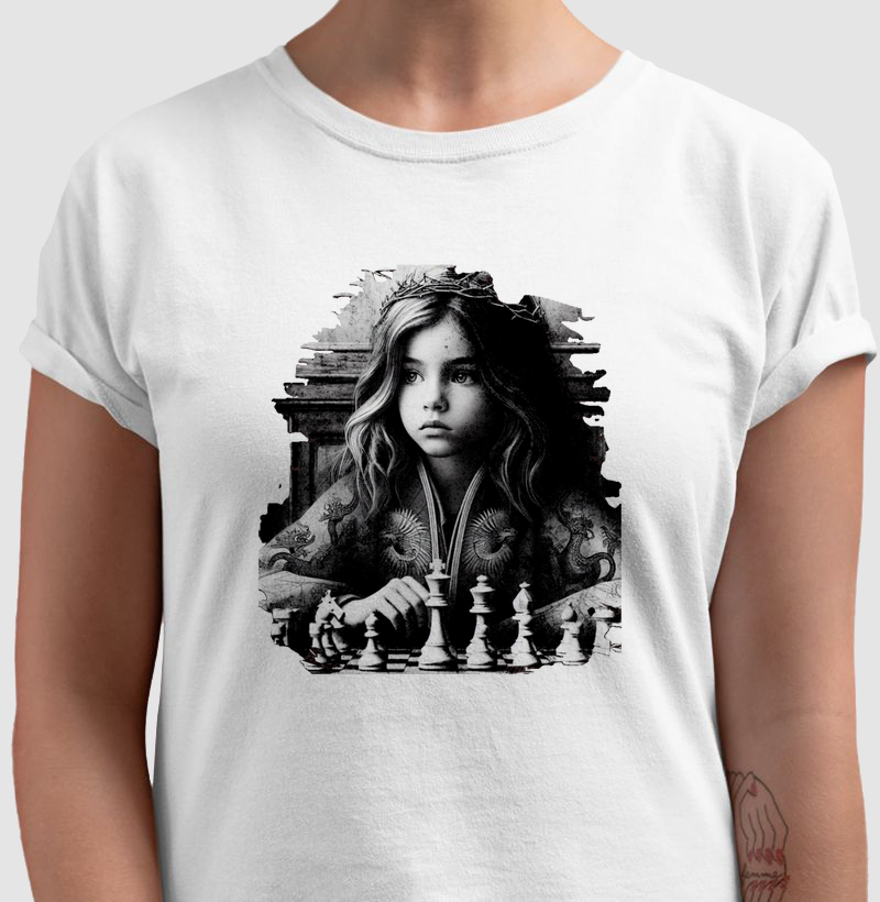 Menina jogando xadrez