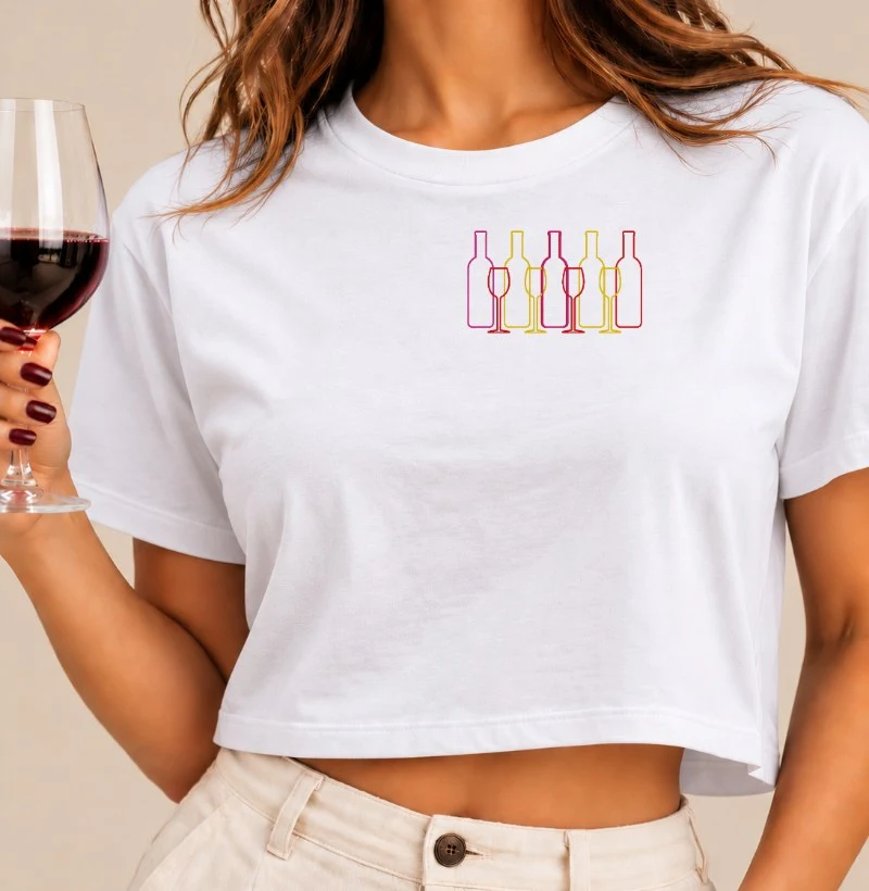 Camiseta Neon Wine - Cropped