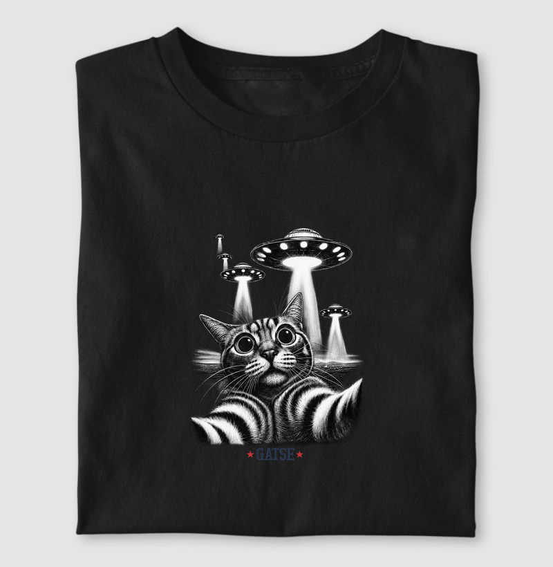 Selfie Abdução - Camiseta