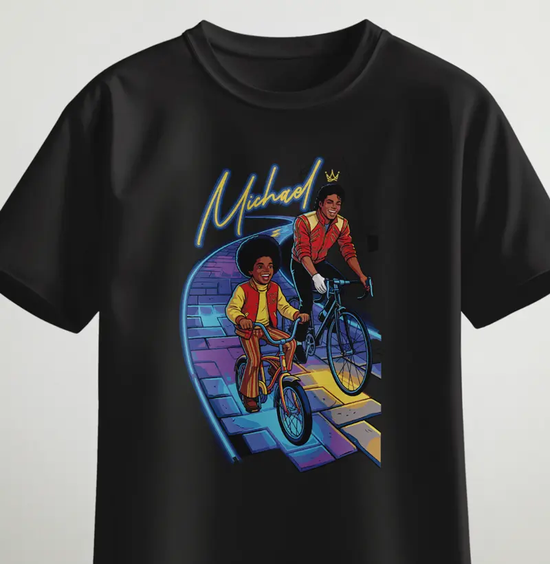 Duas versões de Michael pedalando