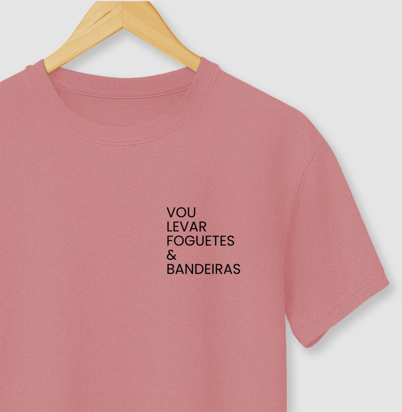 Vou levar foguetes e bandeiras