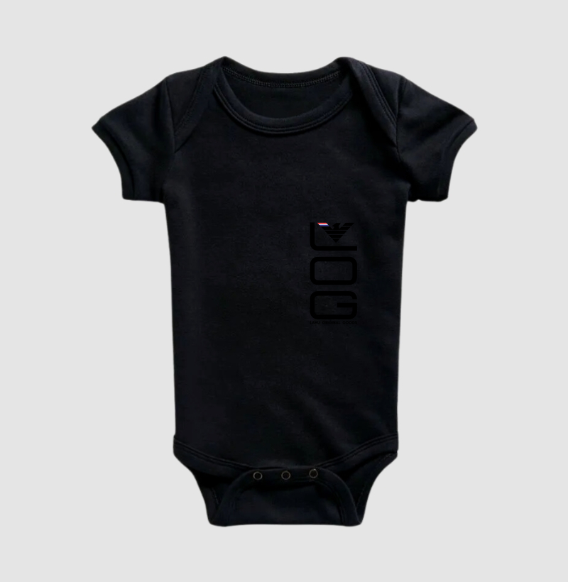 Assinatura exclusiva LAHU ORIGINAL GOODS, reforçando autenticidade e qualidade.  Uma estampa feita para quem transforma sua presença em marca registrada. 🔥🦅