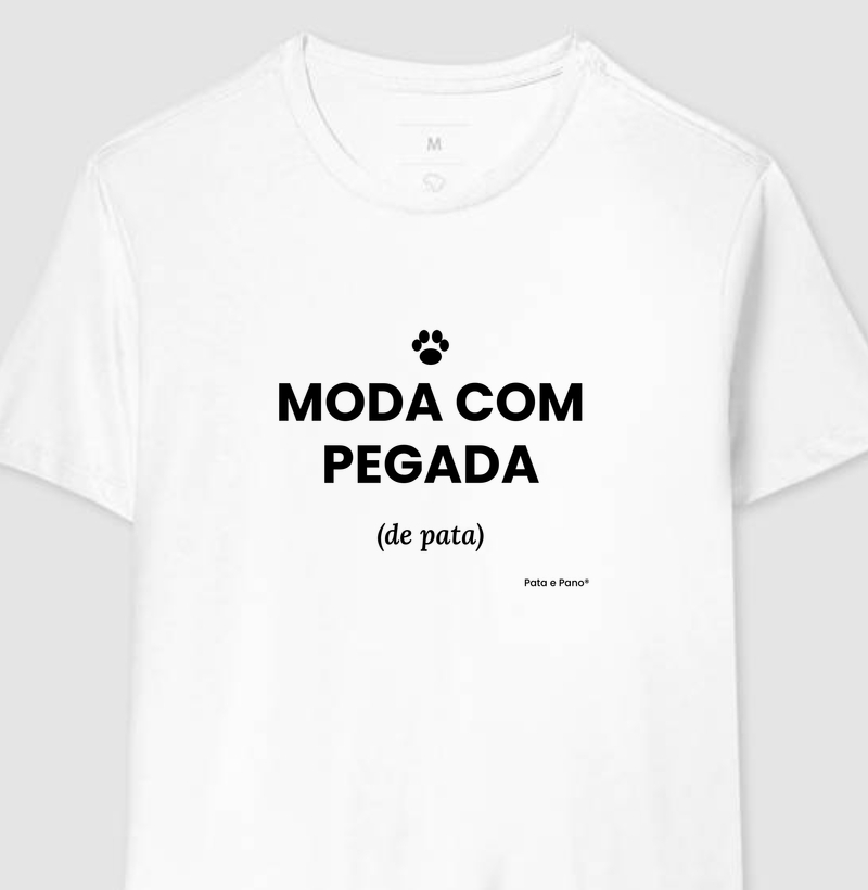 CAMISETA MODA COM PEGADA - Camiseta