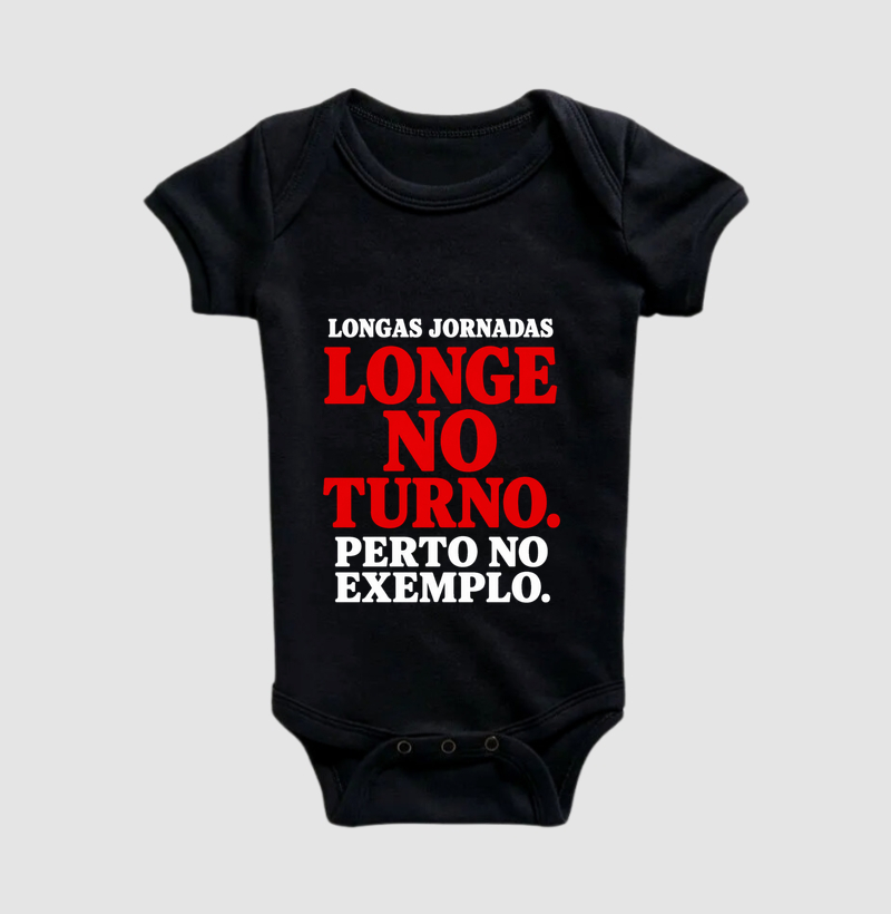 Longe no Turno, Perto no Exemplo