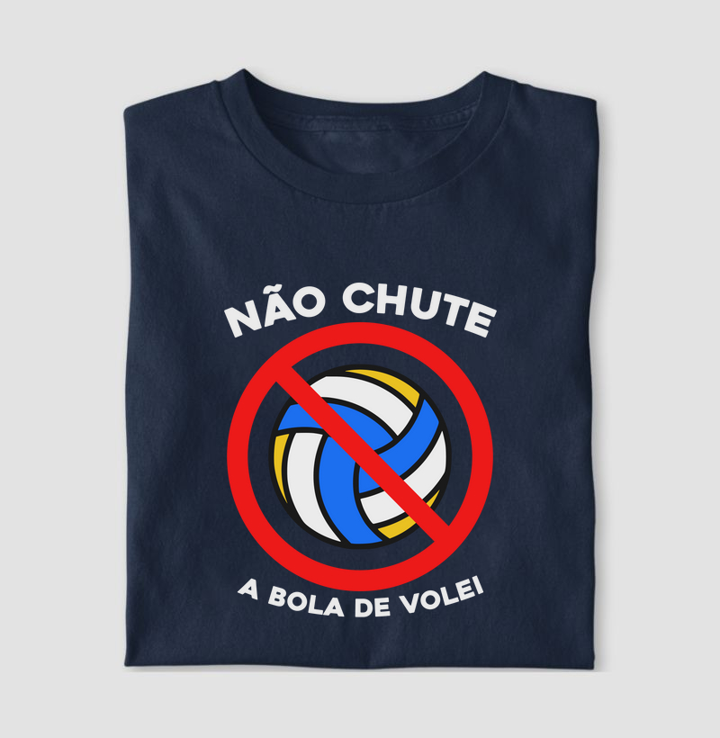 Não chute a bola de volei