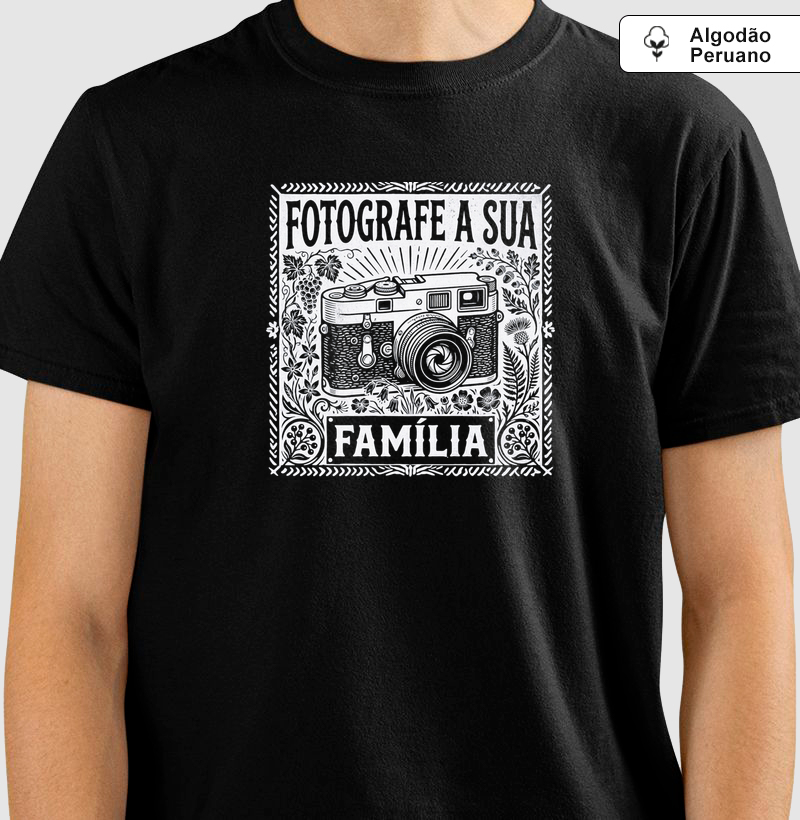 Camiseta de Algodão Peruano - Fotografe a sua família - ilustração branca