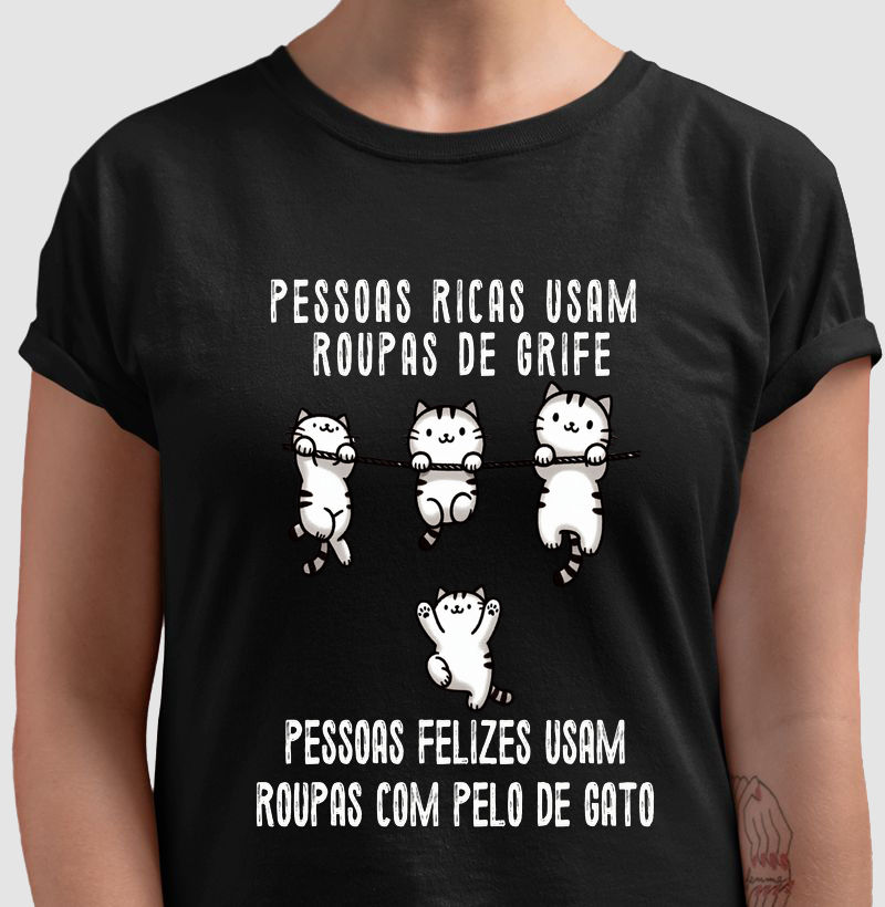 Pessoas Ricas Usam Roupas de Grife