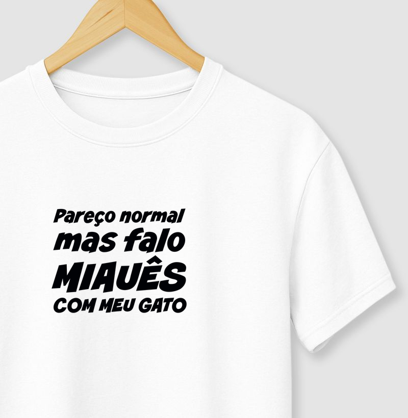 Pareço Normal, mas Falo em Miauês com meu Gato