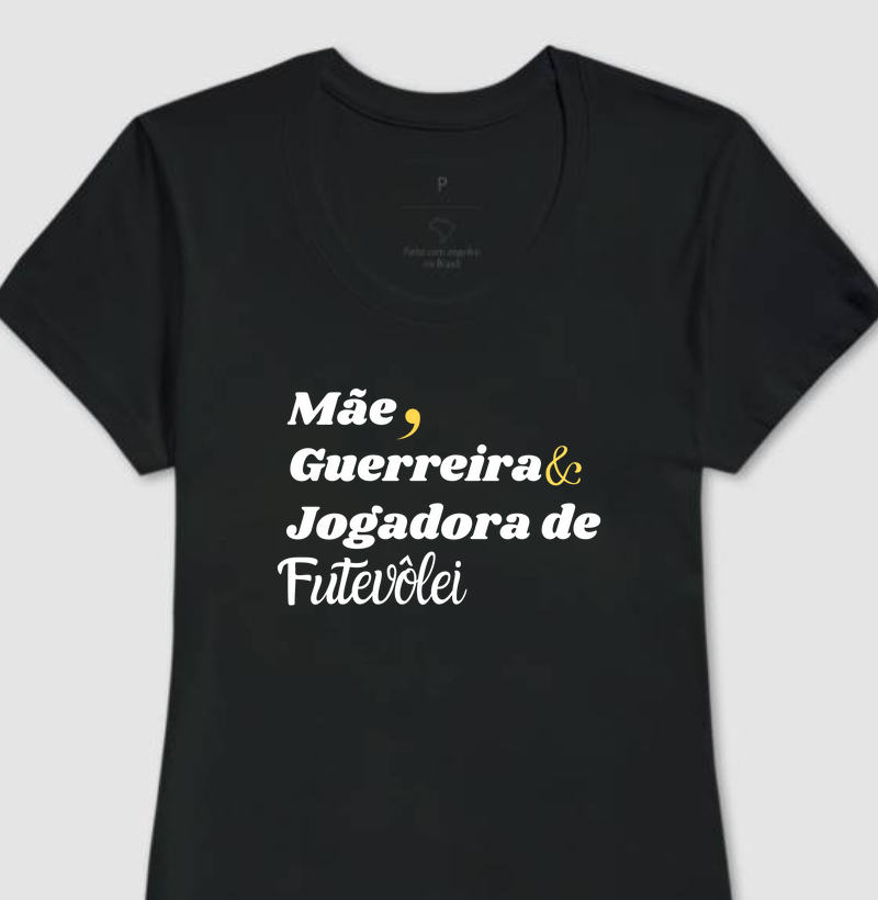 Mãe e jogadora de futevôlei