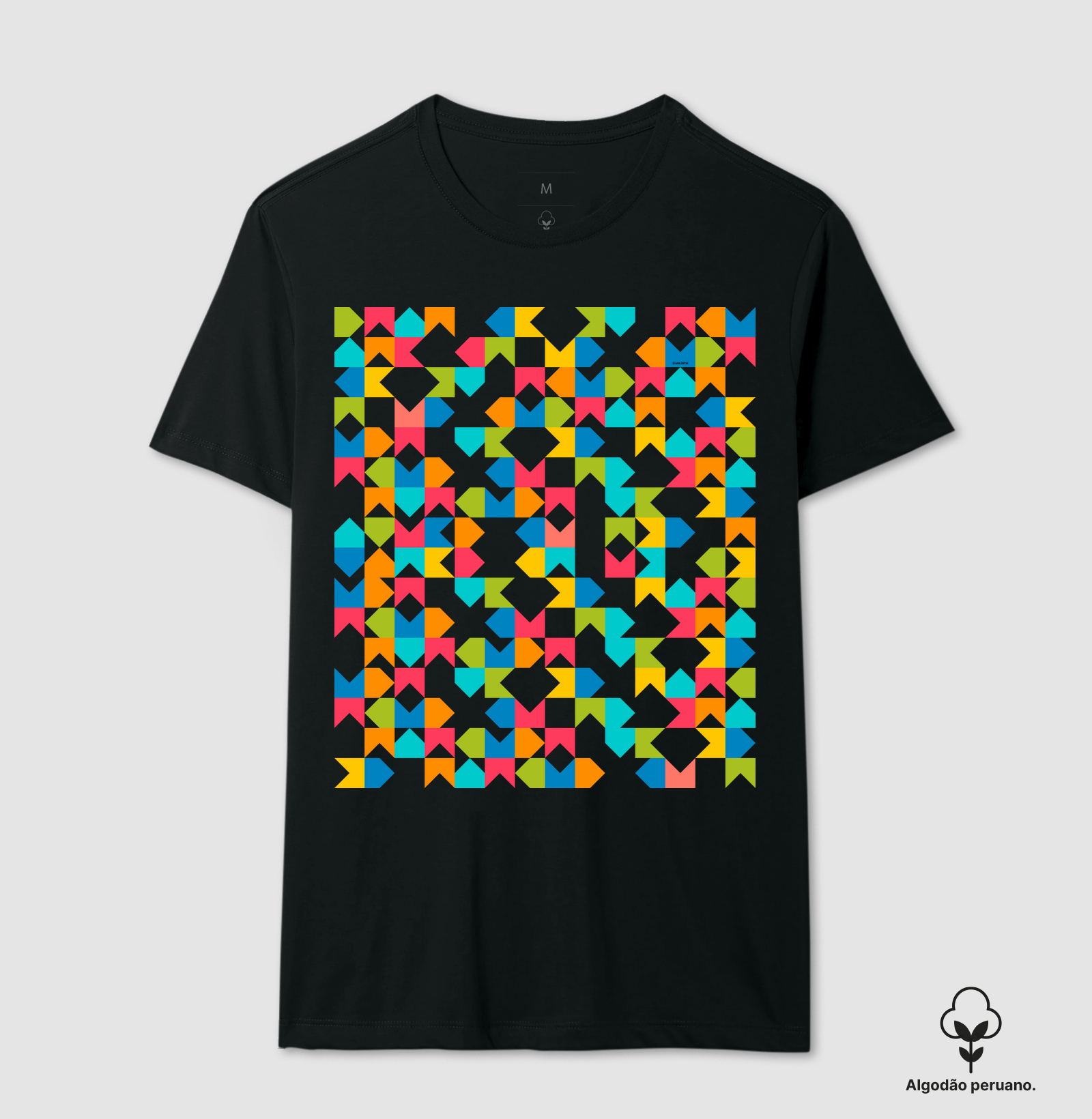 Camiseta Algodão Peruano - Bandeirinhas Modernas