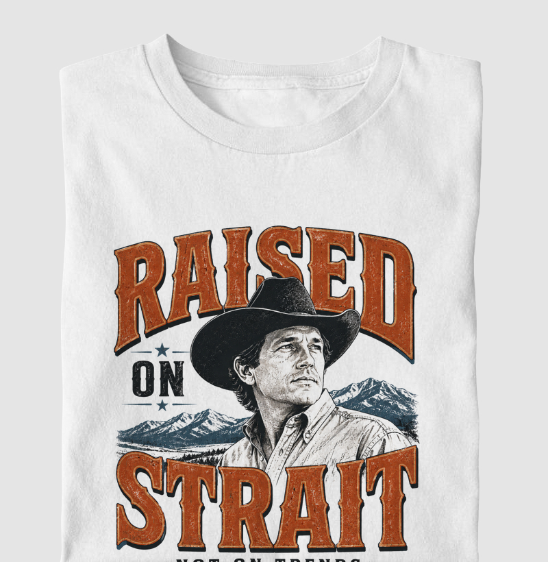 Camiseta Country Masculina e Feminina Raised On Strait Rustler South Co.