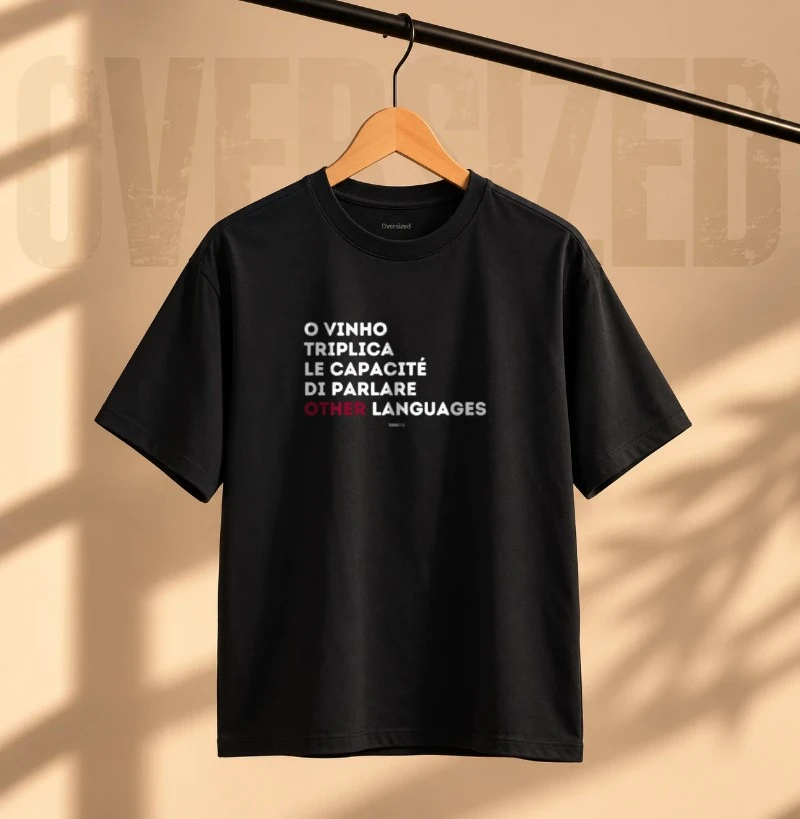 Camiseta O Vinho Triplica  - Camiseta Oversized