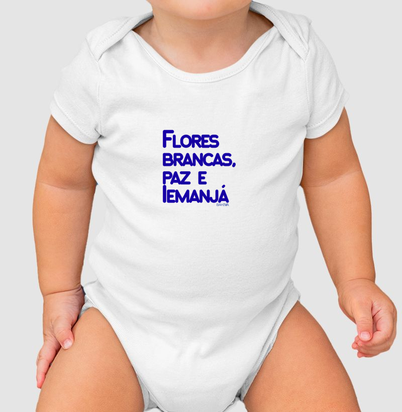 Flores brancas, paz e Iemanjá