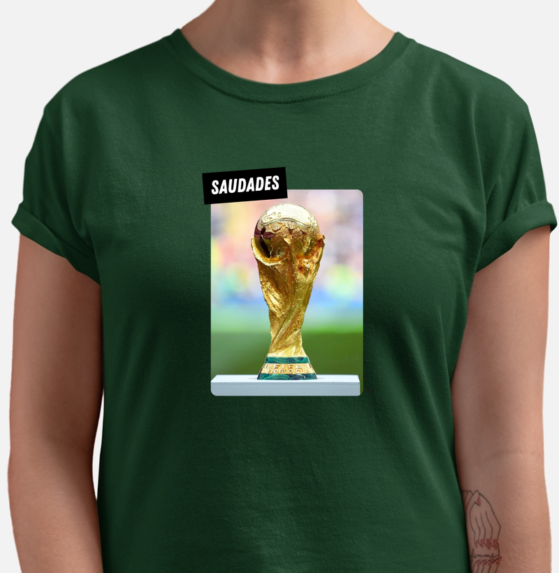 feminina de futebol estampa "saudades copa do mundo" joga bonita
