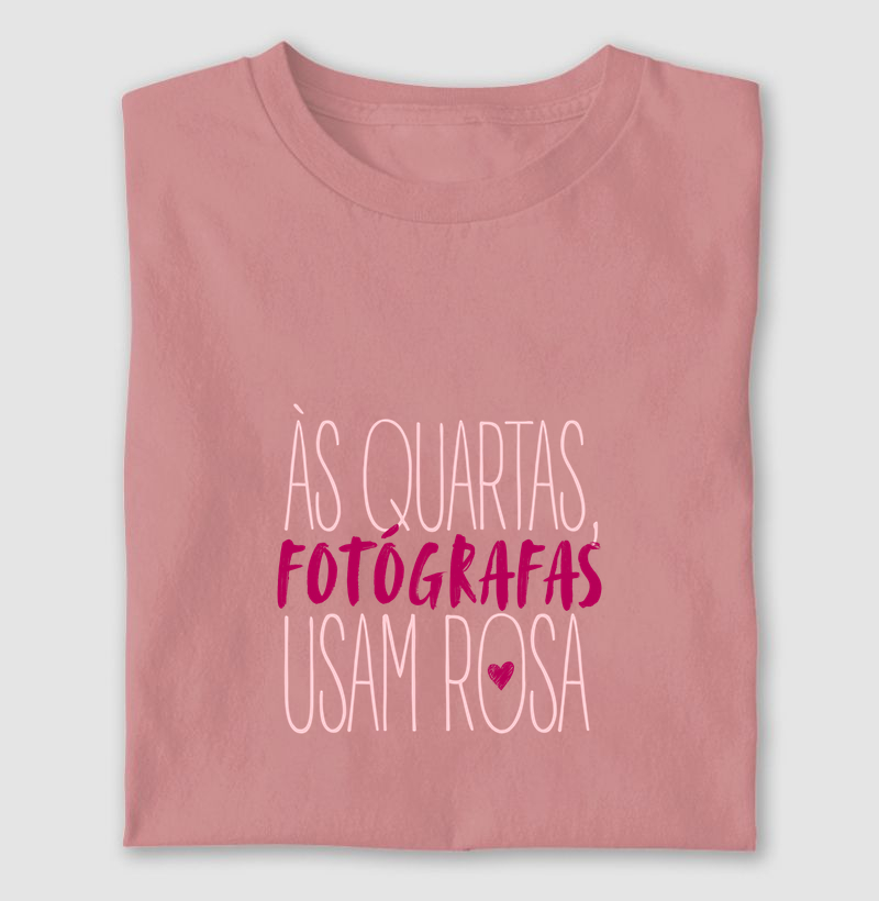 Às Quartas, Fotógrafas usam Rosa