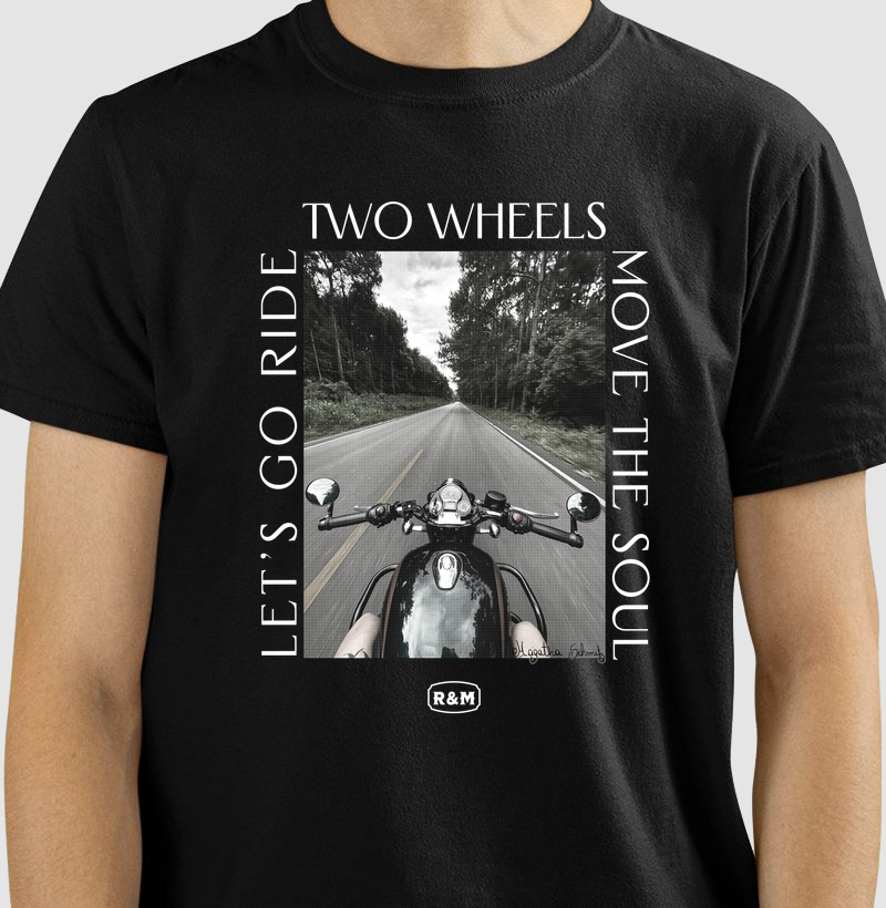 Two Wheels Move the Soul - Hágatha Schimitz