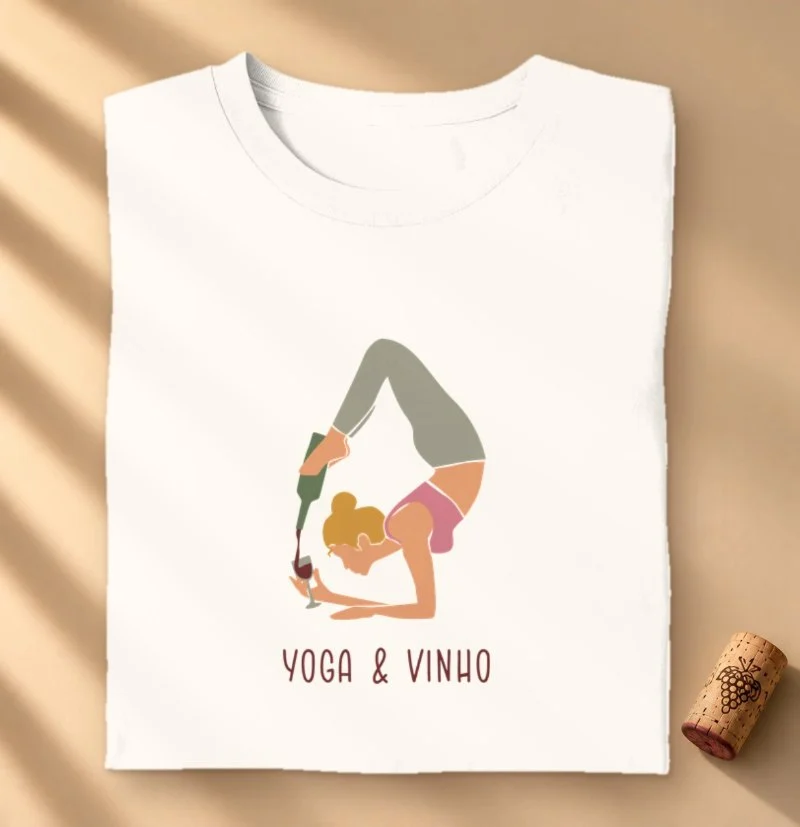 Camiseta Yoga e Vinho