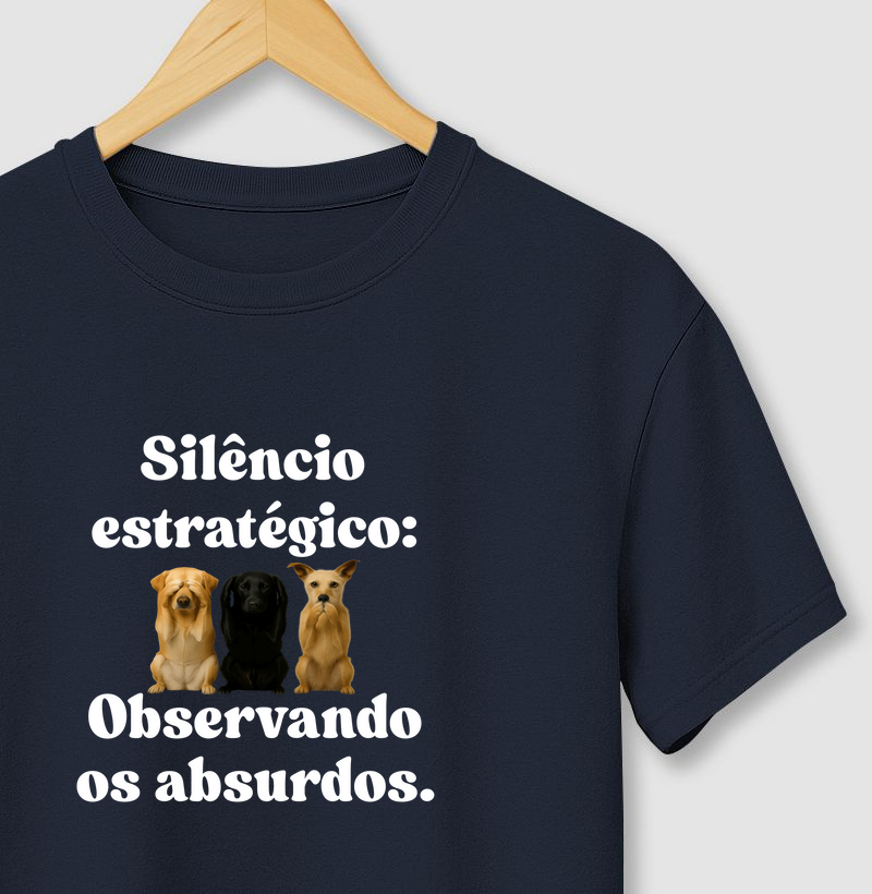 Silêncio estratégico: observando os absurdos.