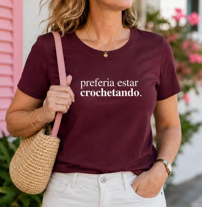 Camiseta Preferia Estar Crochetando