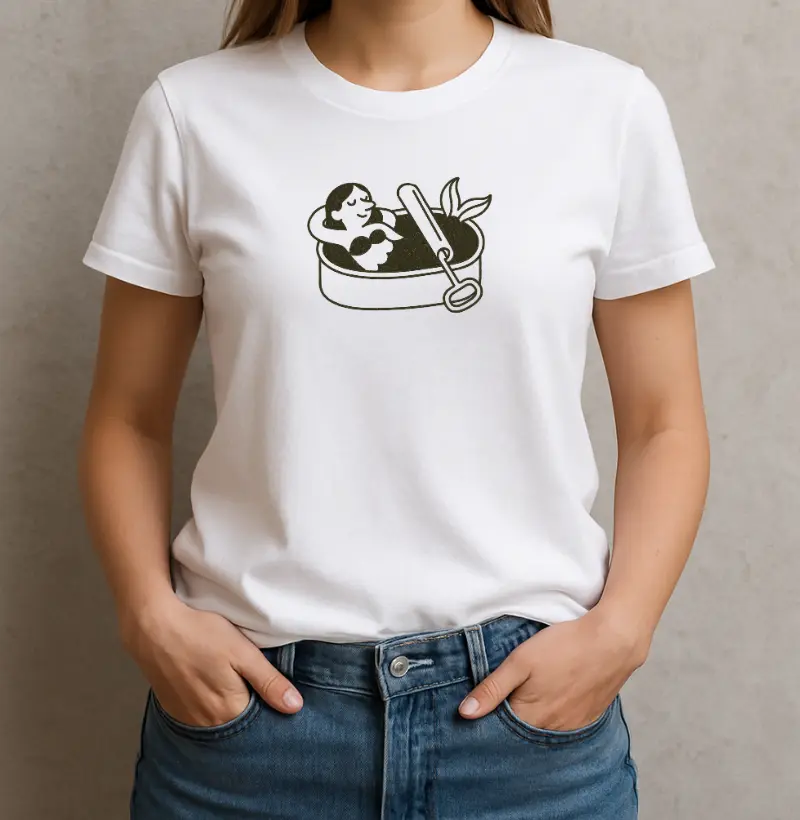 Camiseta Sereia na Lata - por Maísa Campos