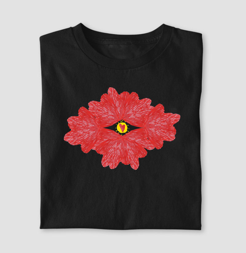 Camiseta Coração em Foco