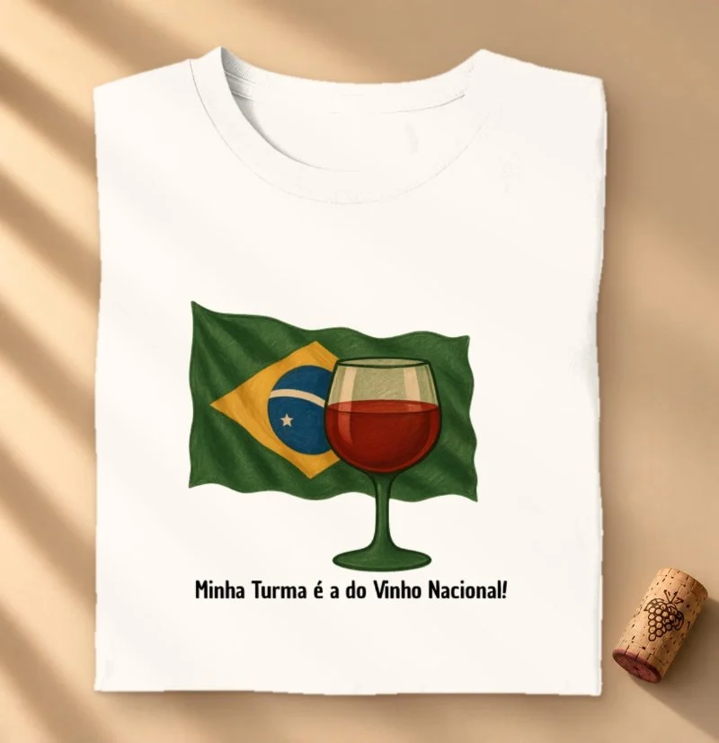 Camiseta Minha Turma é a do vinho Nacional