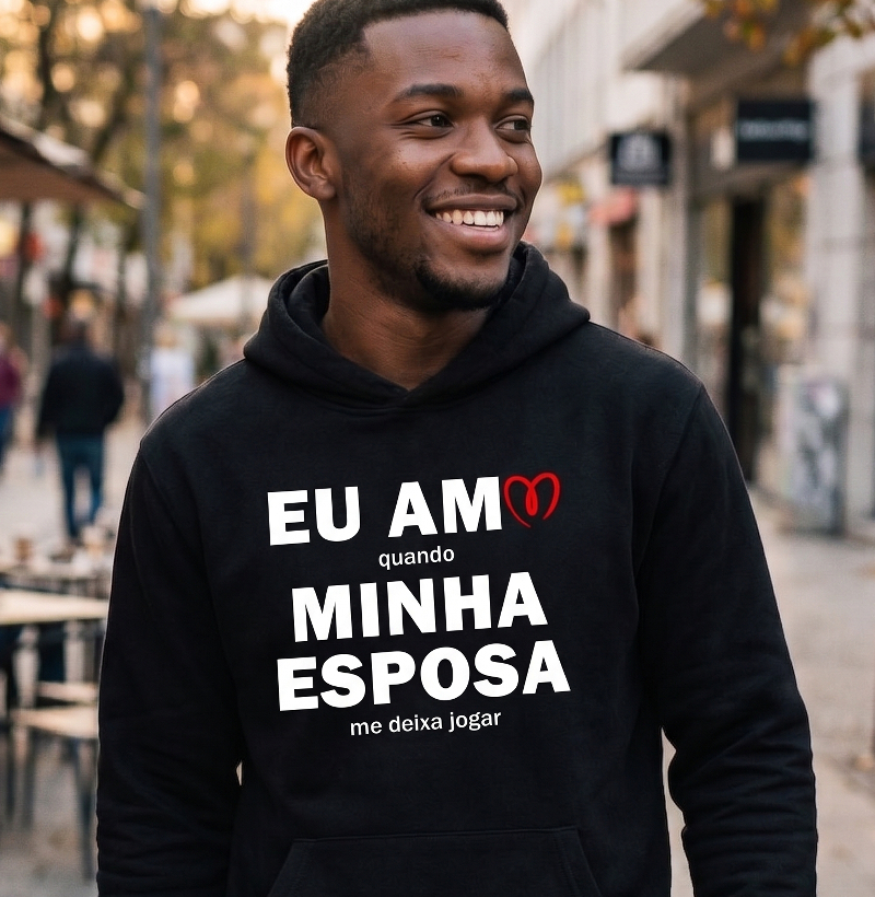 Moletom Gamer: "Eu Amo Quando Minha Esposa Me Deixa Jogar"