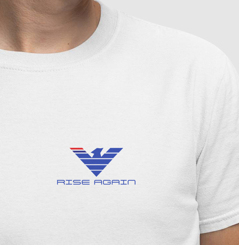 A estampa RISE AGAIN é um símbolo de confiança, superação e evolução. Com uma poderosa águia azul representando força, visão e liberdade, esta arte inspira aqueles que transformam desafios em oportunidades e nunca deixam de acreditar em seus sonhos.