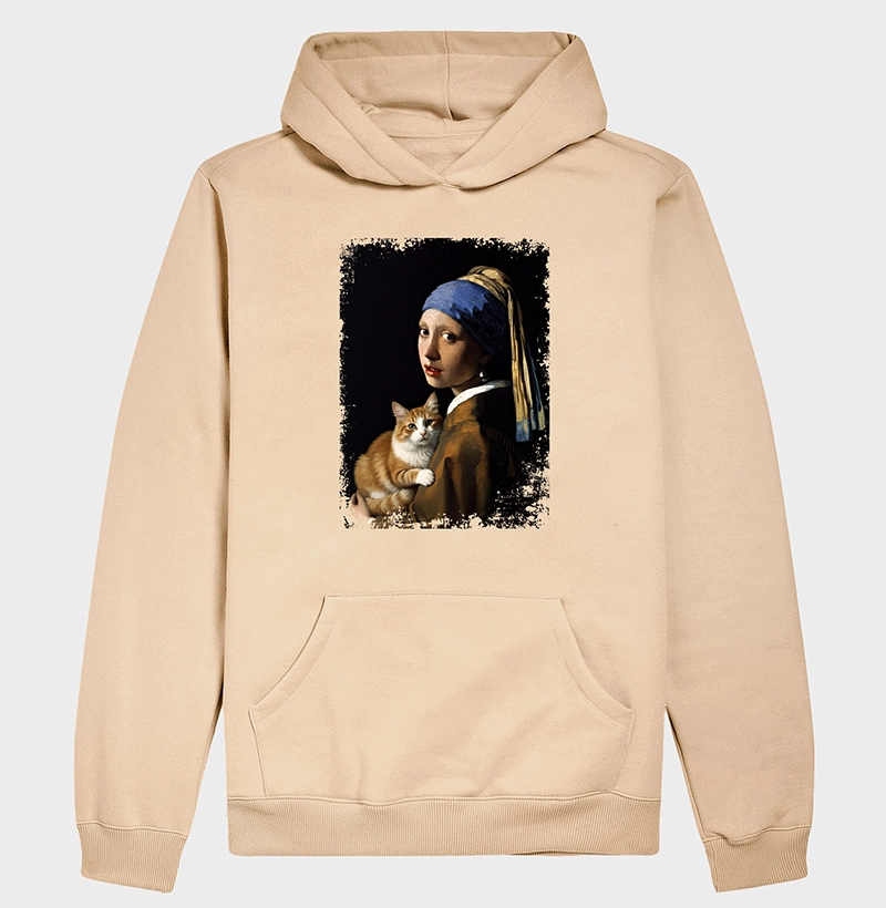 Moça com Brinco e o Gato