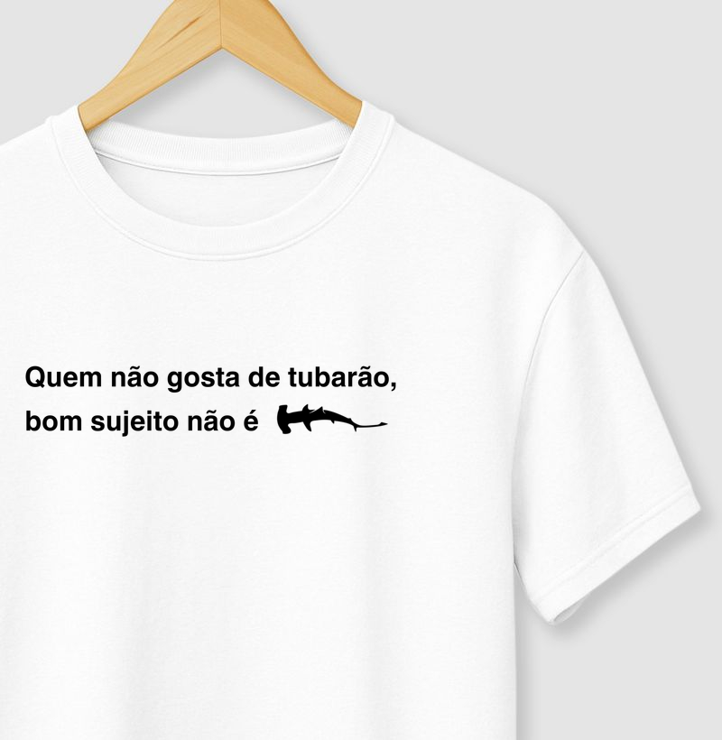 Quem não gosta de tubarão, bom sujeito não é