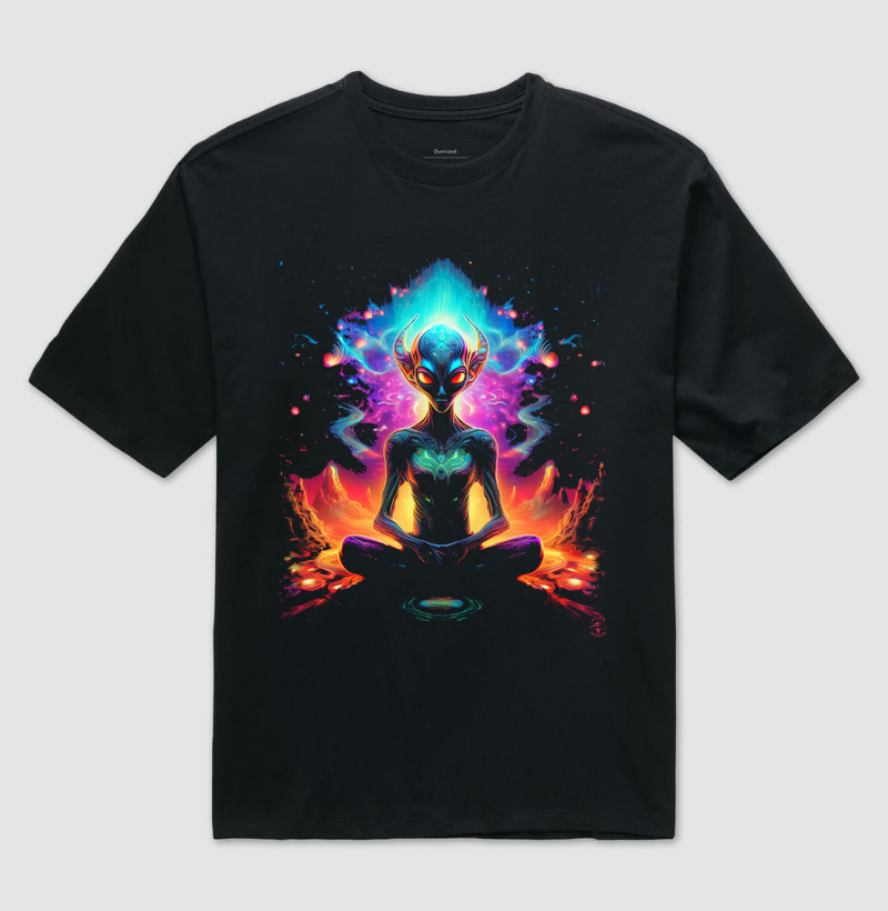 Camiseta Oversized Meditação Alien