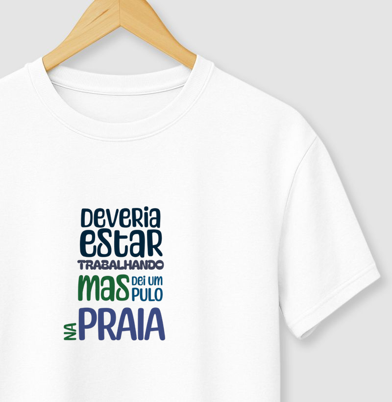 DEI UM PULO NA PRAIA