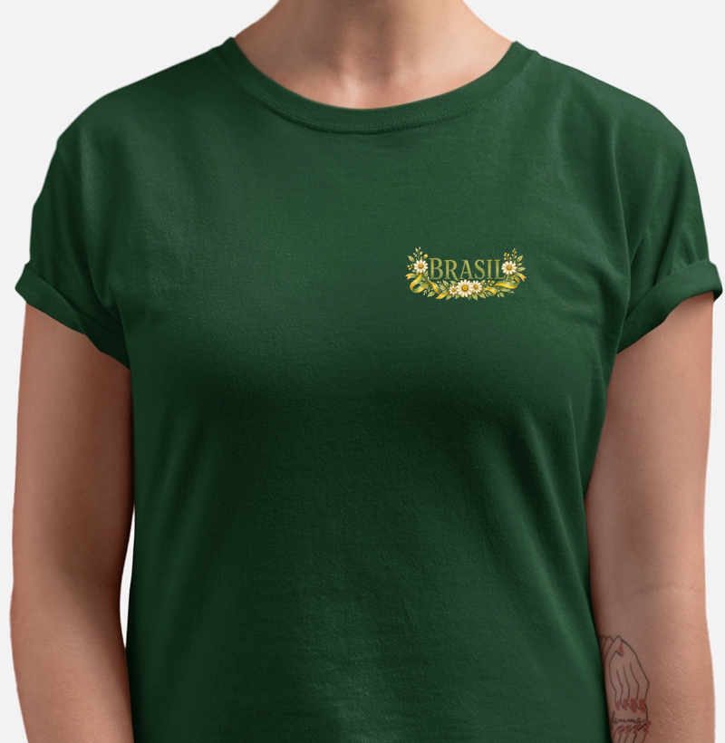 Camiseta Unissex AROUA — Brasil das Margaridas | Cartas para a Copa | Unissex | Algodão Penteado 30.1