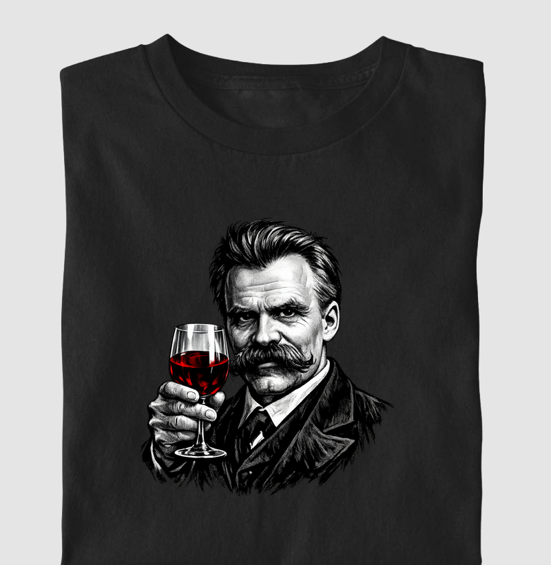 Nietzsche Brindando