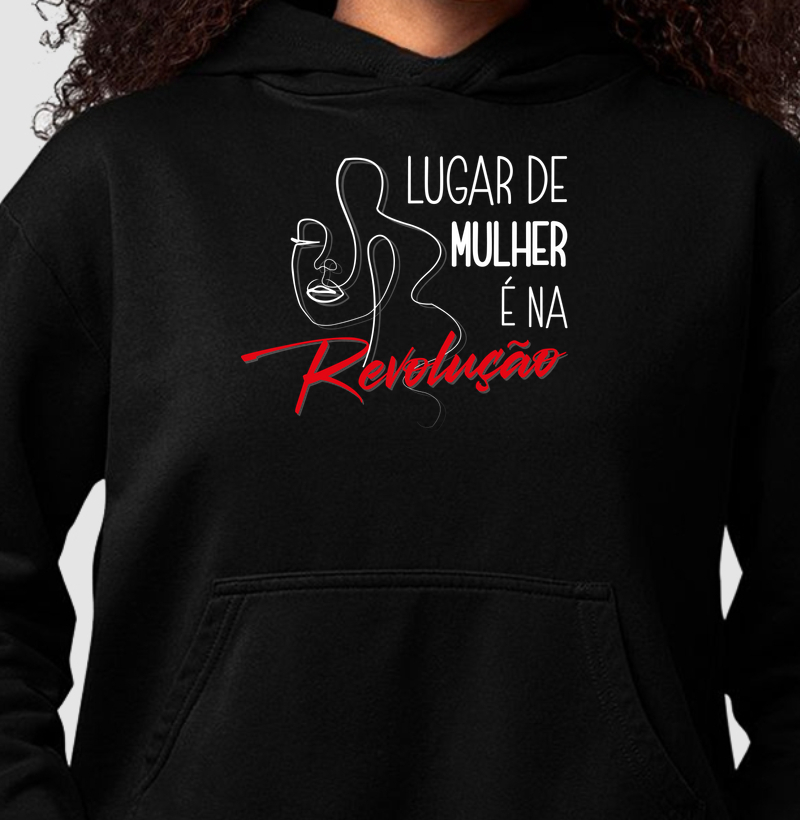 Lugar de Mulher é na Revolução
